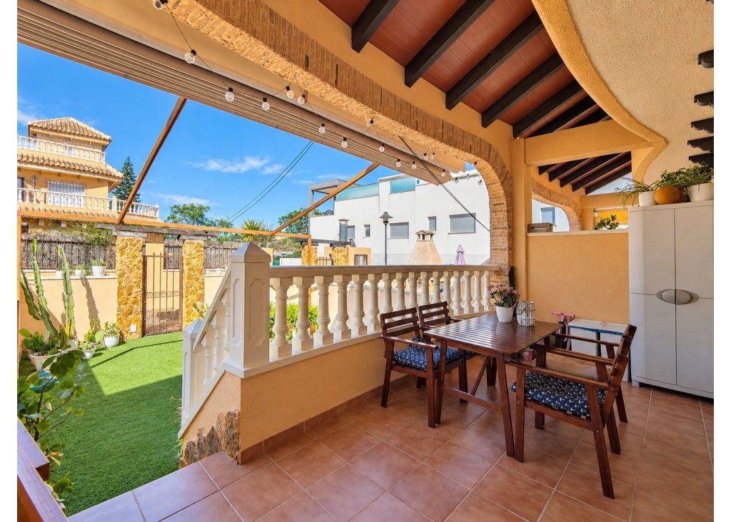 Sale - Townhouse - Guardamar del Segura - Center - El Raso