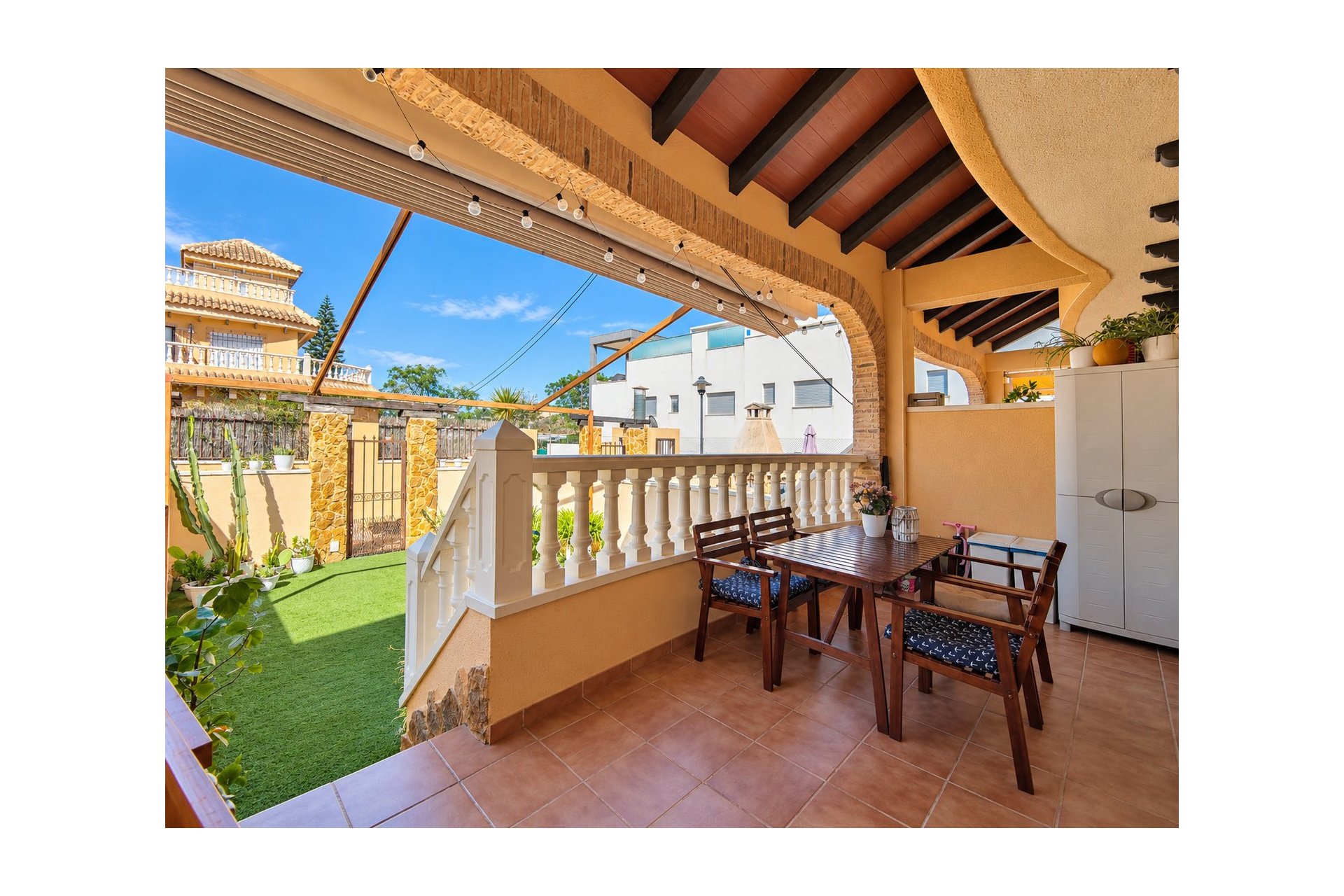 Sale - Townhouse - Guardamar del Segura - Center - El Raso