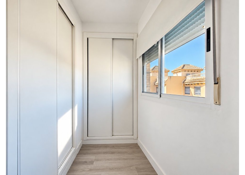 Sale - Townhouse - Guardamar del Segura - Center - El Raso