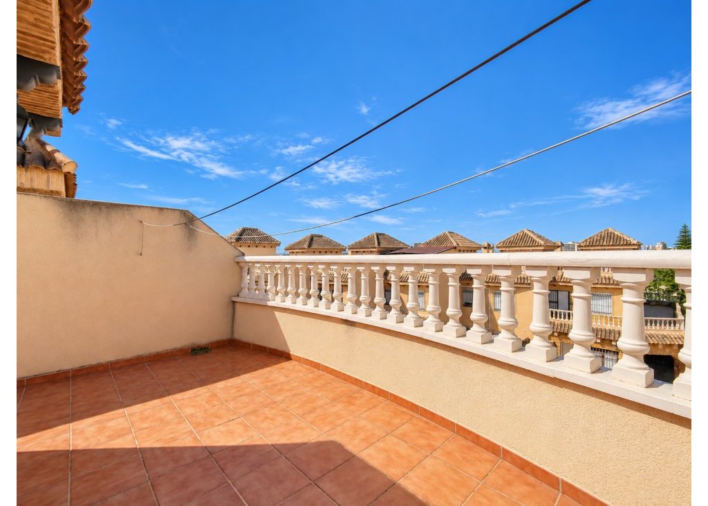 Sale - Townhouse - Guardamar del Segura - Center - El Raso