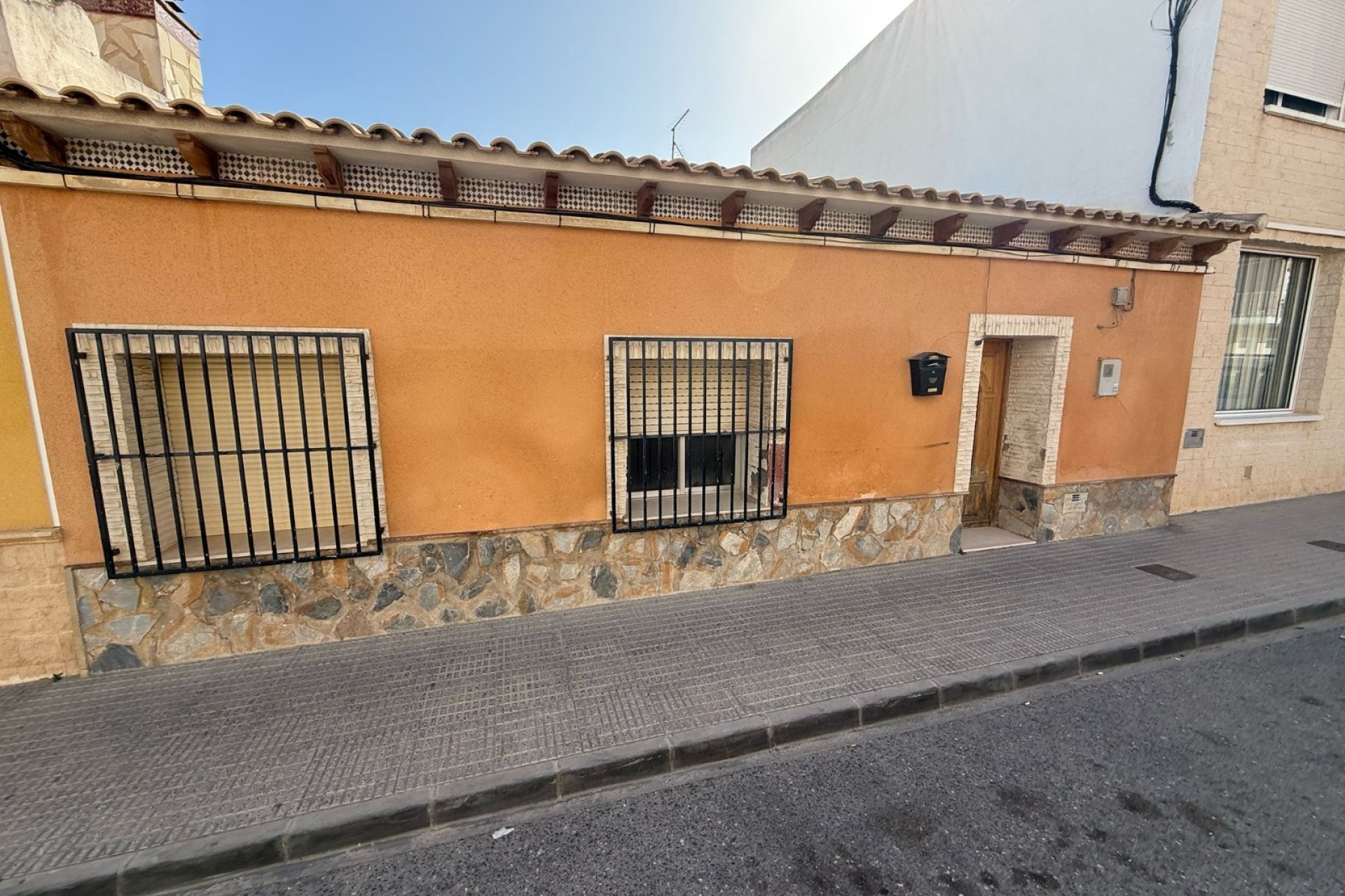 Sale - Townhouse - Los Montesinos