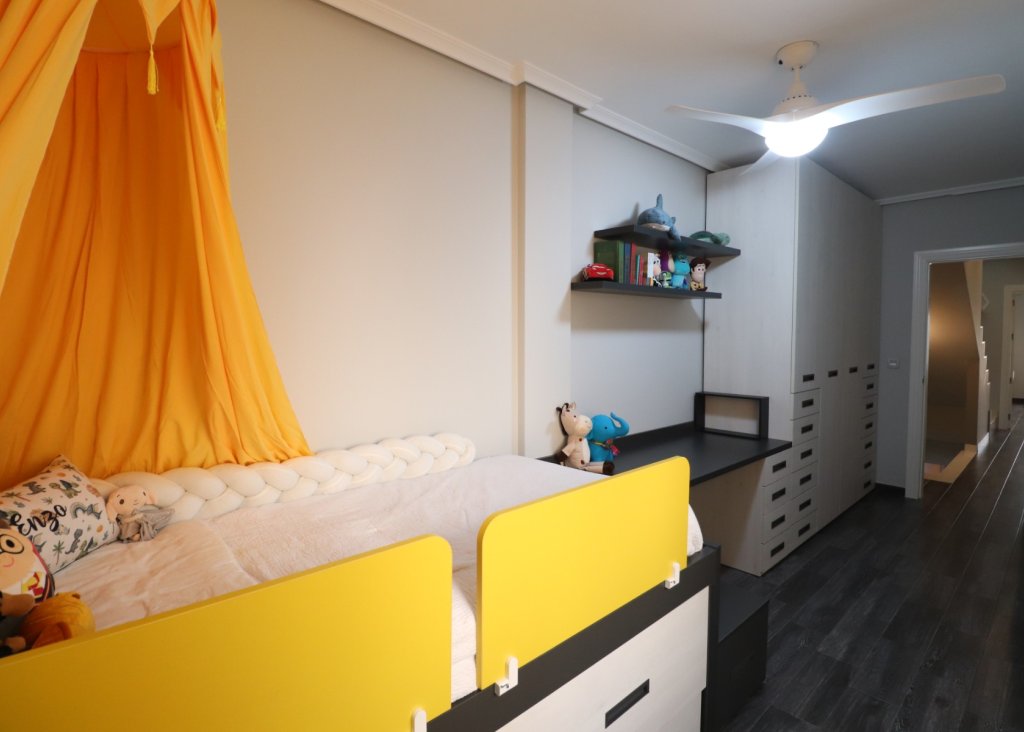 Sale - Townhouse - Redovan - Redovan - Town