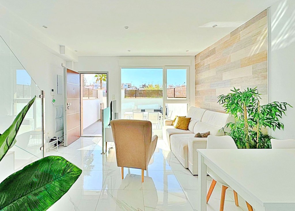 Sale - Townhouse - Torrevieja - Los Balcones