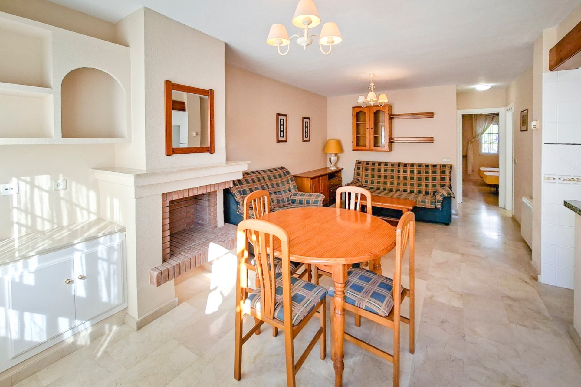 Sale - Townhouse - Villamartín