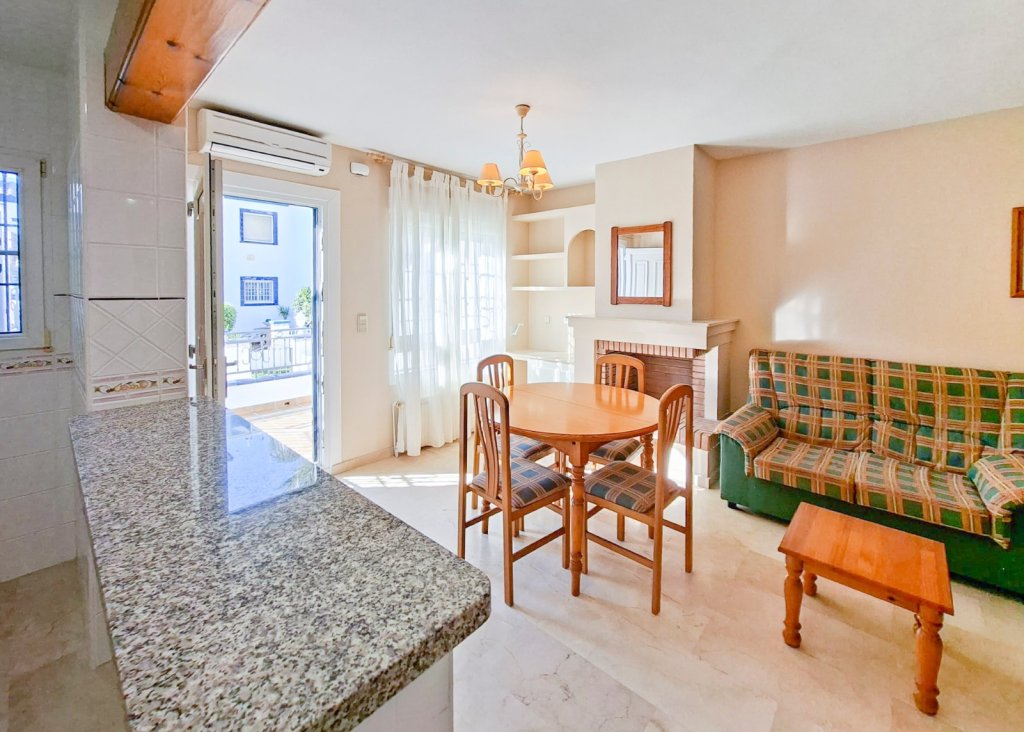 Sale - Townhouse - Villamartín