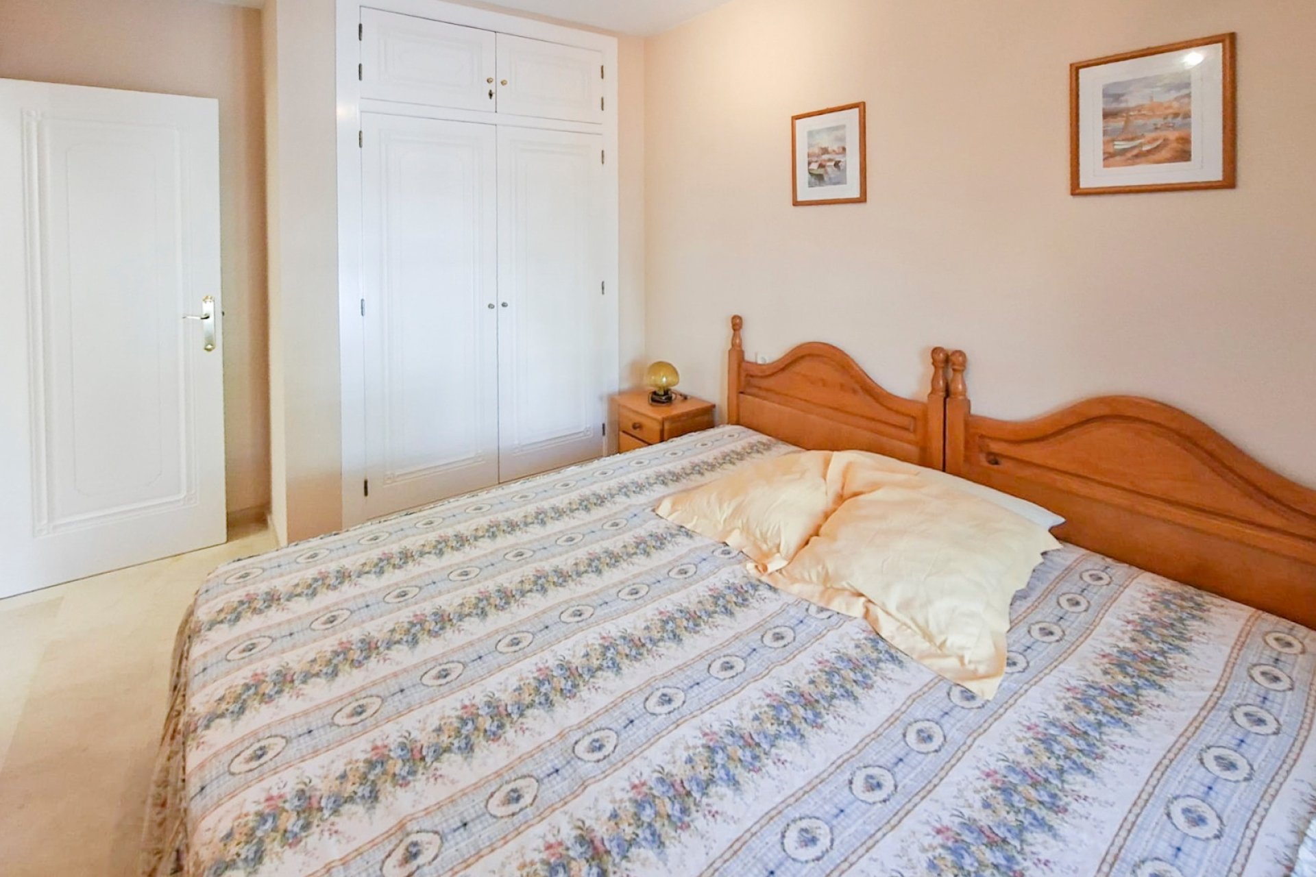 Sale - Townhouse - Villamartín