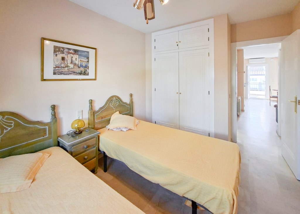 Sale - Townhouse - Villamartín