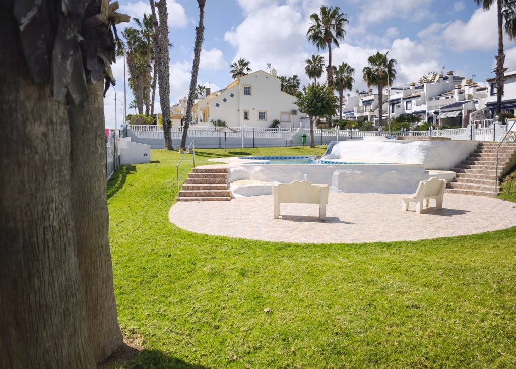 Sale - Townhouse - Villamartín