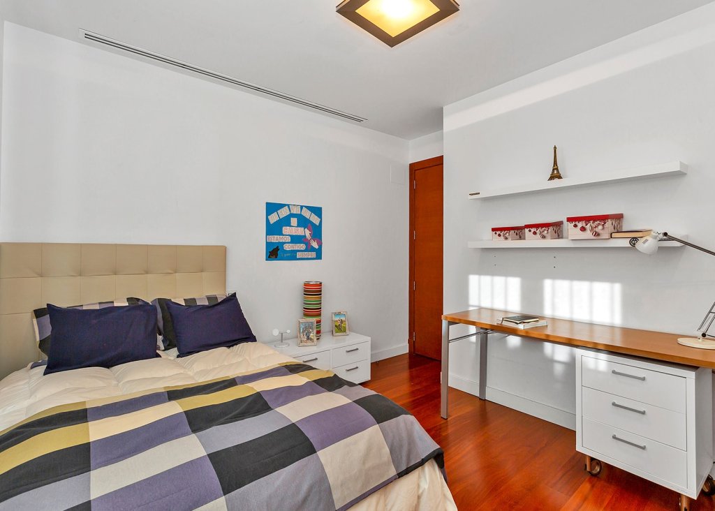 Sale - Villa - Algorfa - La Finca Golf Resort