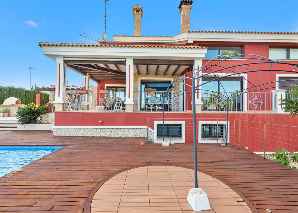 Sale - Villa - Algorfa - La Finca Golf Resort