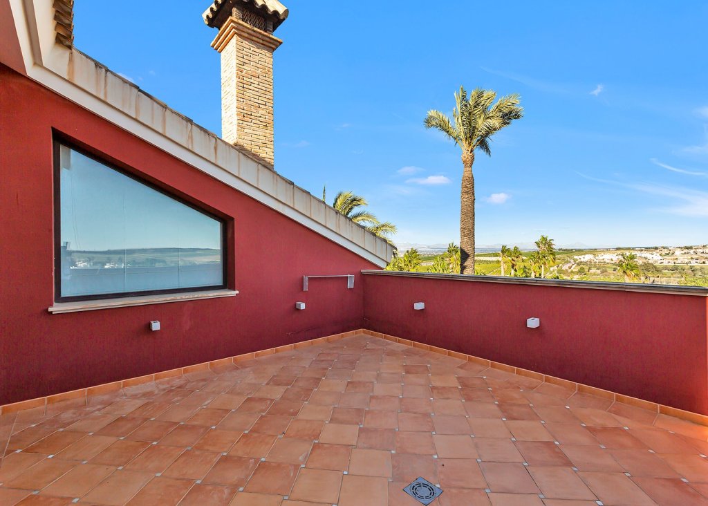 Sale - Villa - Algorfa - La Finca Golf Resort