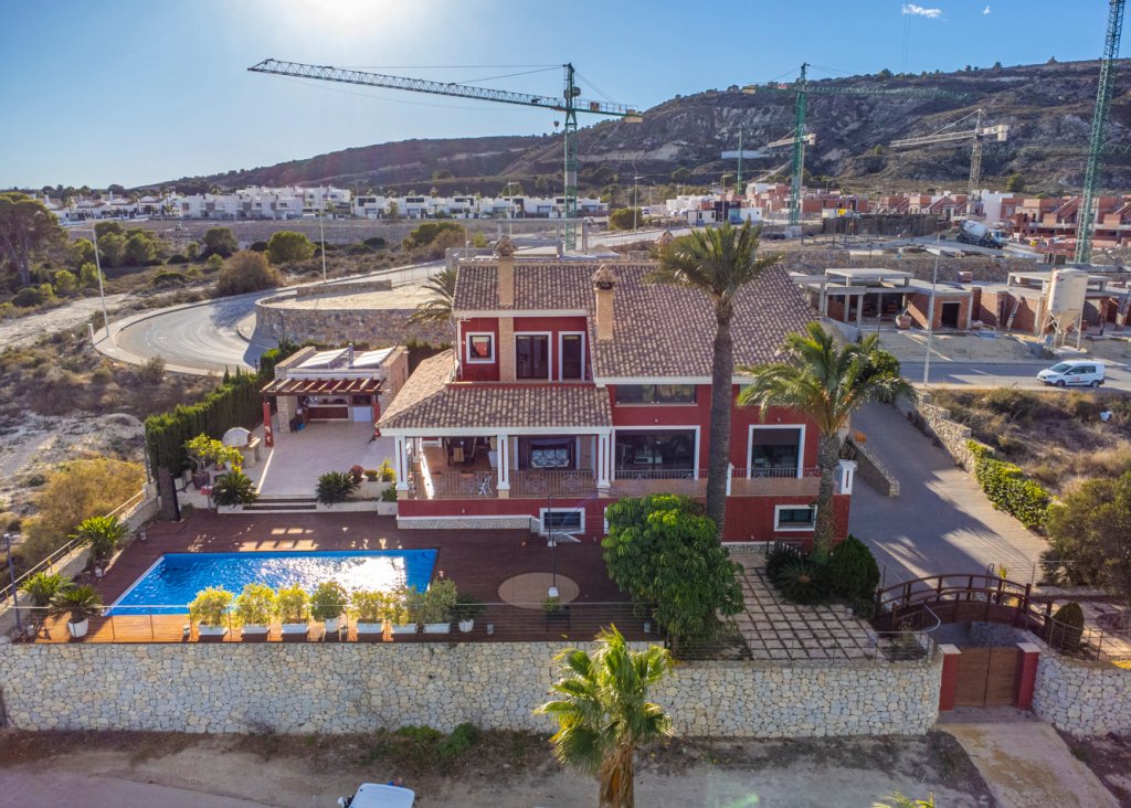 Sale - Villa - Algorfa - La Finca Golf Resort