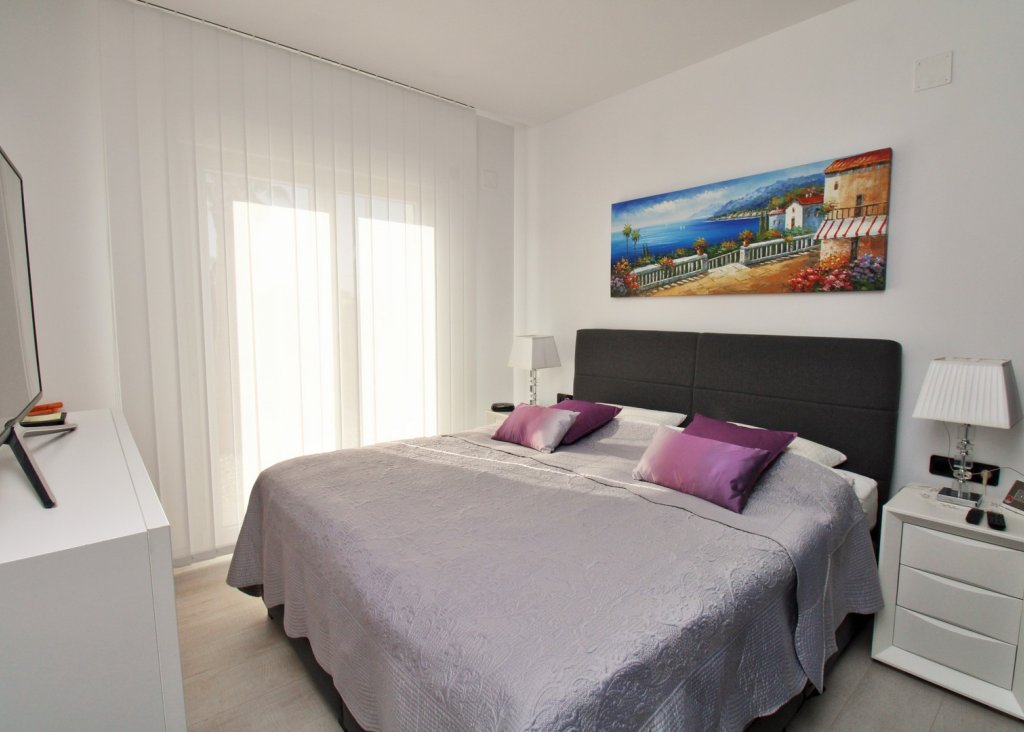 Sale - Villa - Algorfa - La Finca Golf Resort