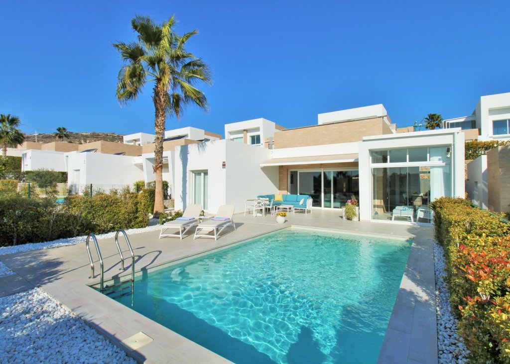 Sale - Villa - Algorfa - La Finca Golf Resort