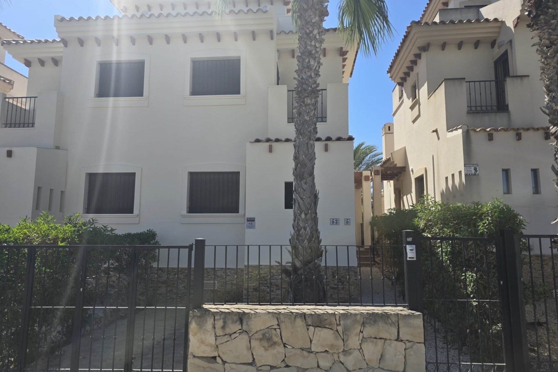 Sale - Villa - Algorfa - La Finca Golf Resort