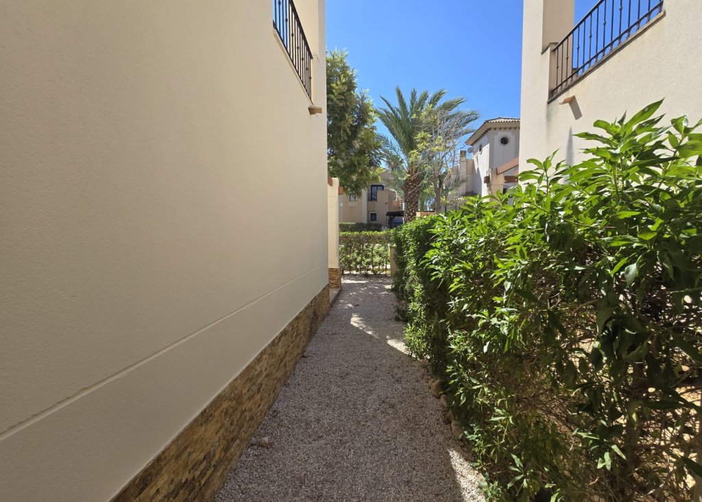 Sale - Villa - Algorfa - La Finca Golf Resort