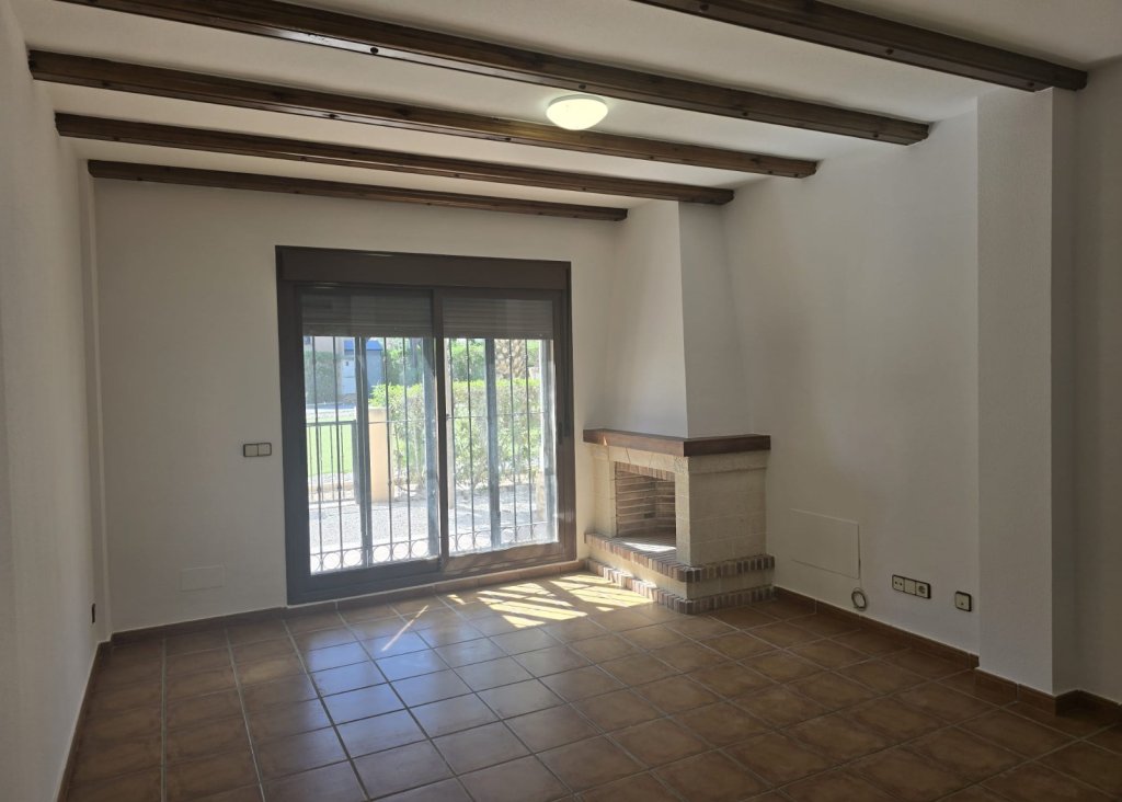 Sale - Villa - Algorfa - La Finca Golf Resort