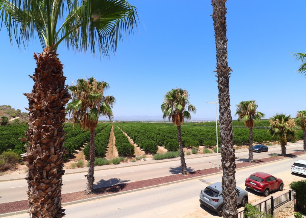 Sale - Villa - Algorfa - La Finca Golf Resort