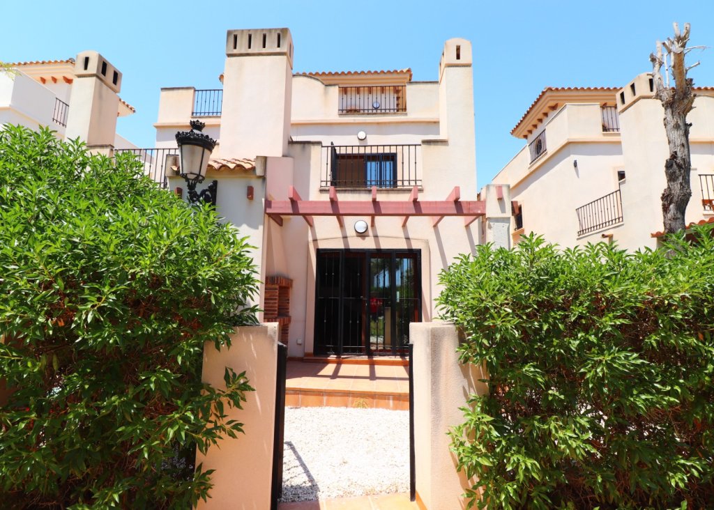 Sale - Villa - Algorfa - La Finca Golf Resort