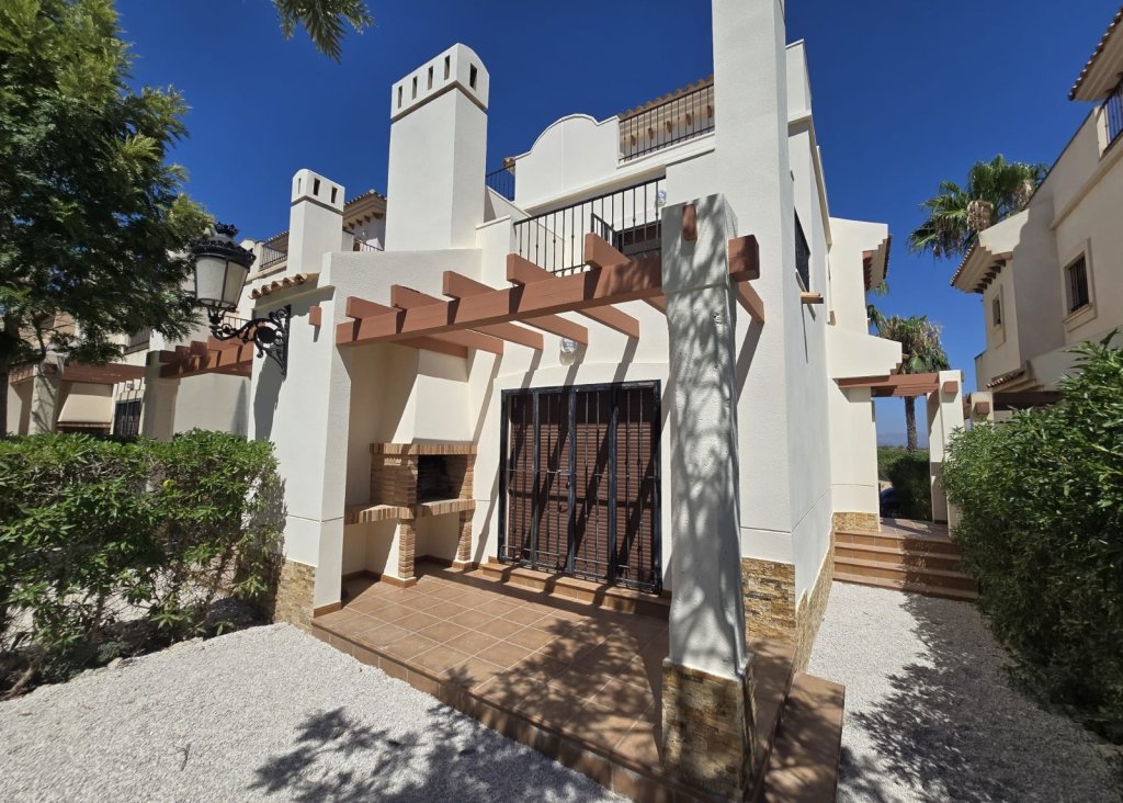 Sale - Villa - Algorfa - La Finca Golf Resort