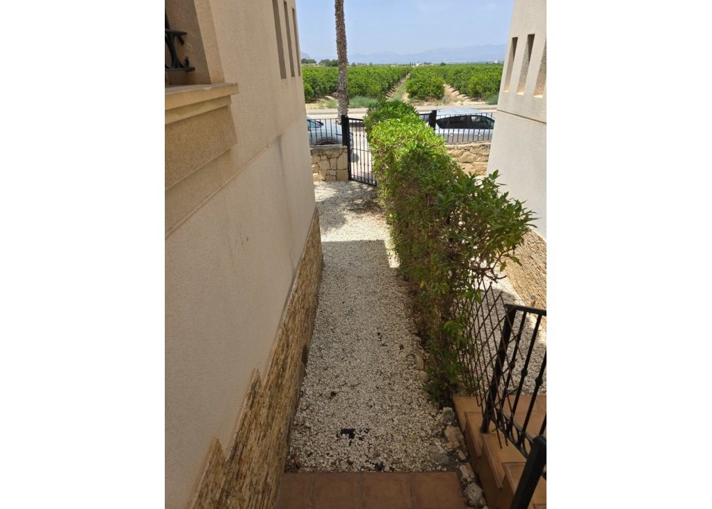 Sale - Villa - Algorfa - La Finca Golf Resort