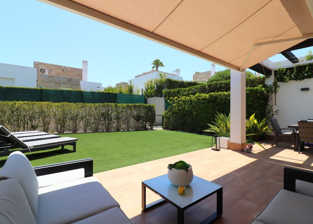 Sale - Villa - Algorfa - La Finca Golf Resort