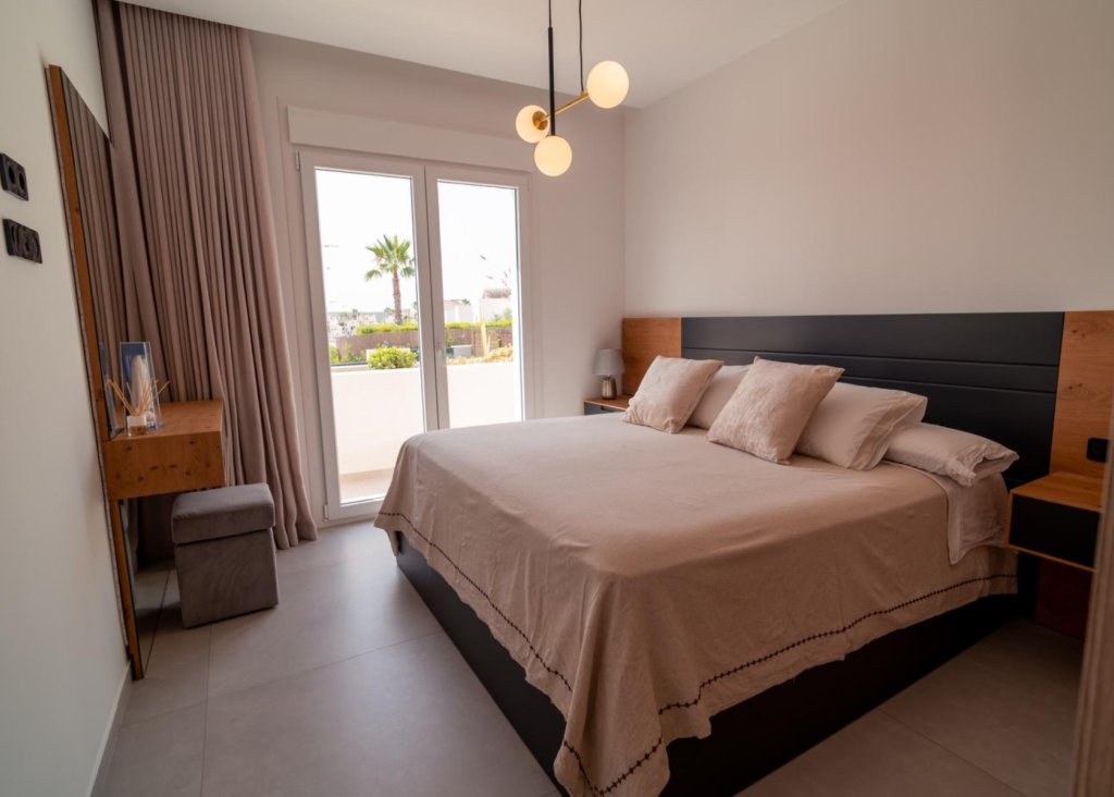 Sale - Villa - Algorfa - La Finca Golf Resort