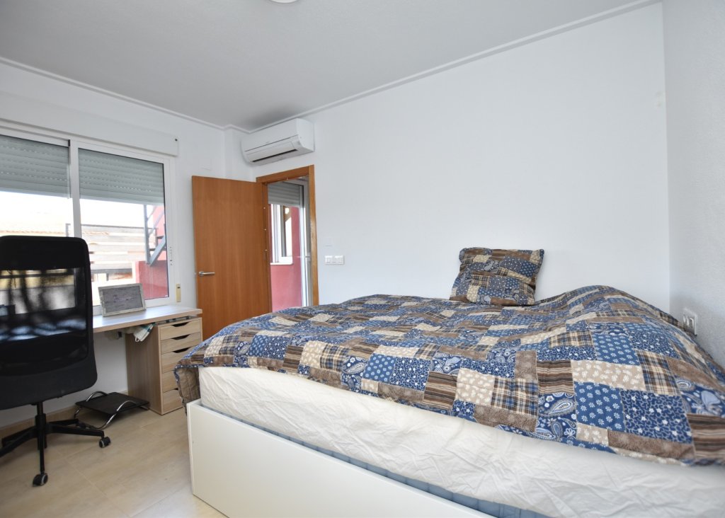 Sale - Villa - Algorfa - La Finca Golf Resort