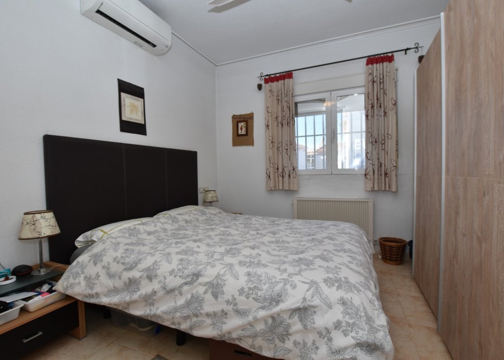 Sale - Villa - Algorfa - La Finca Golf Resort