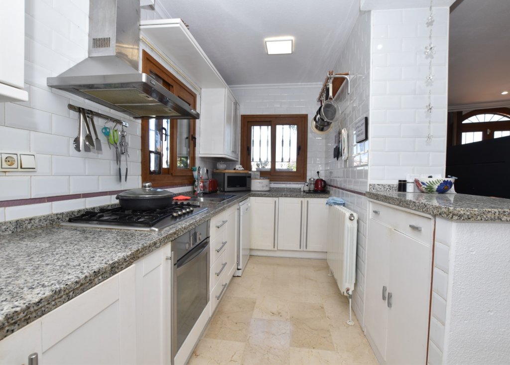Sale - Villa - Algorfa - La Finca Golf Resort