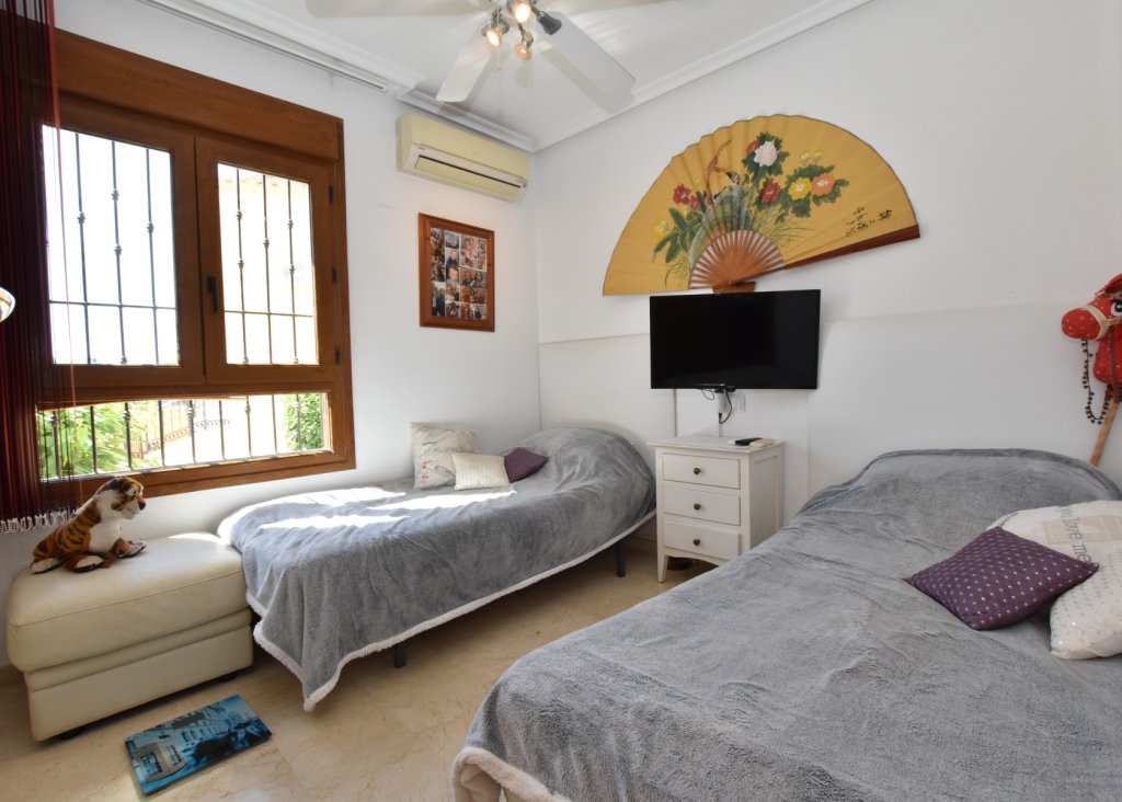 Sale - Villa - Algorfa - La Finca Golf Resort