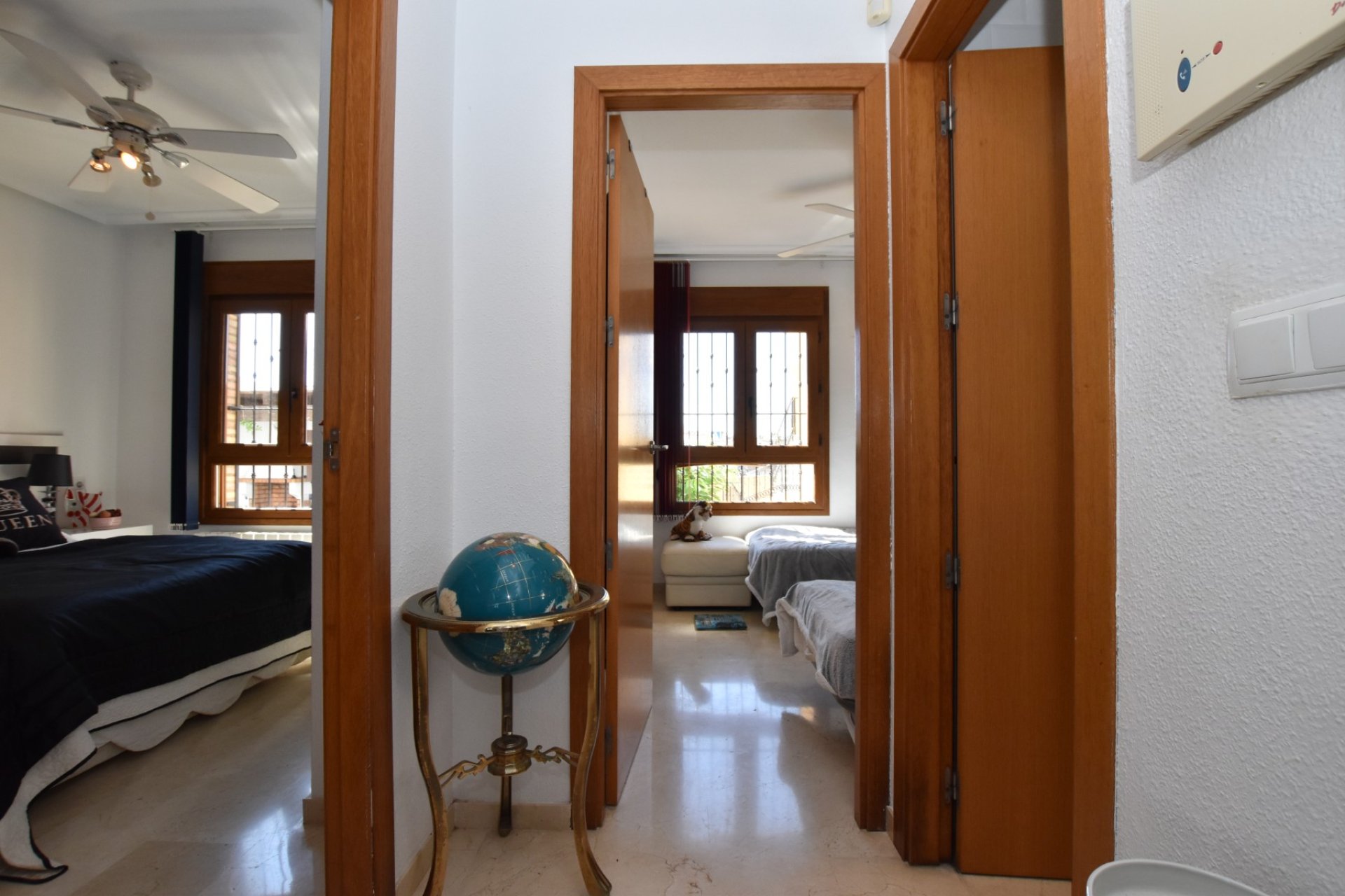 Sale - Villa - Algorfa - La Finca Golf Resort