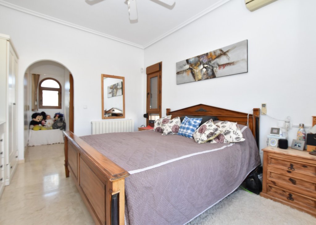 Sale - Villa - Algorfa - La Finca Golf Resort