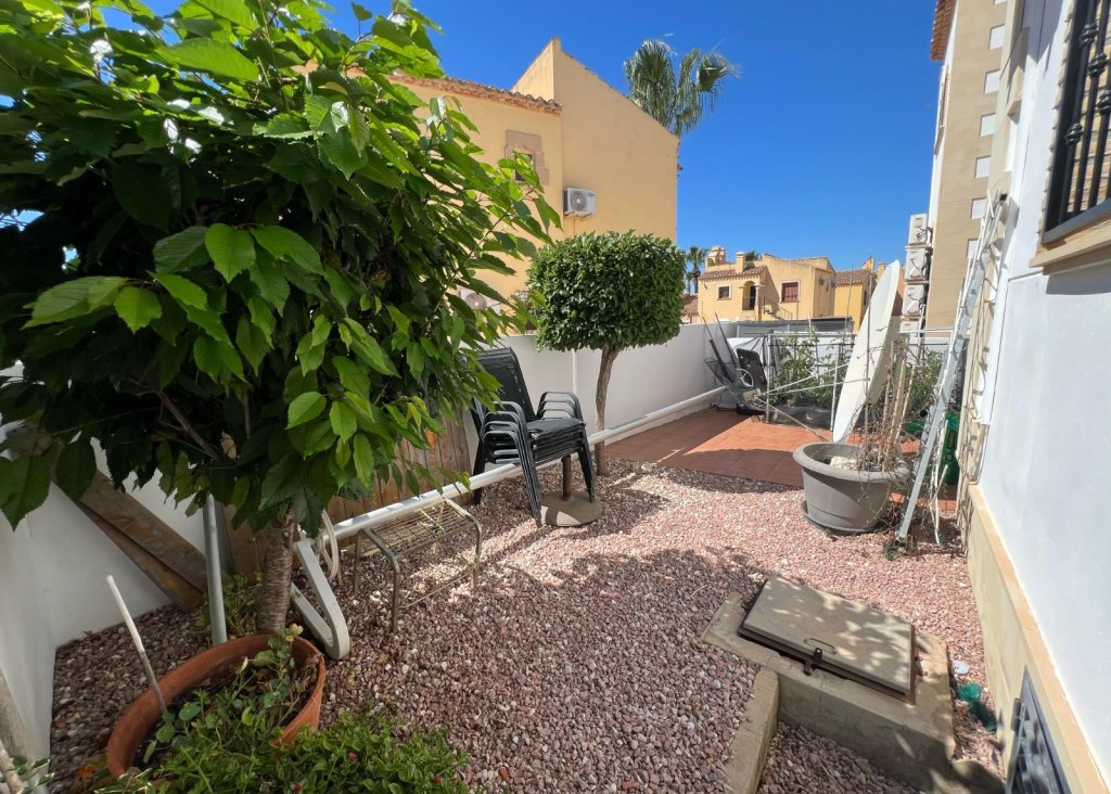 Sale - Villa - Algorfa - La Finca Golf Resort