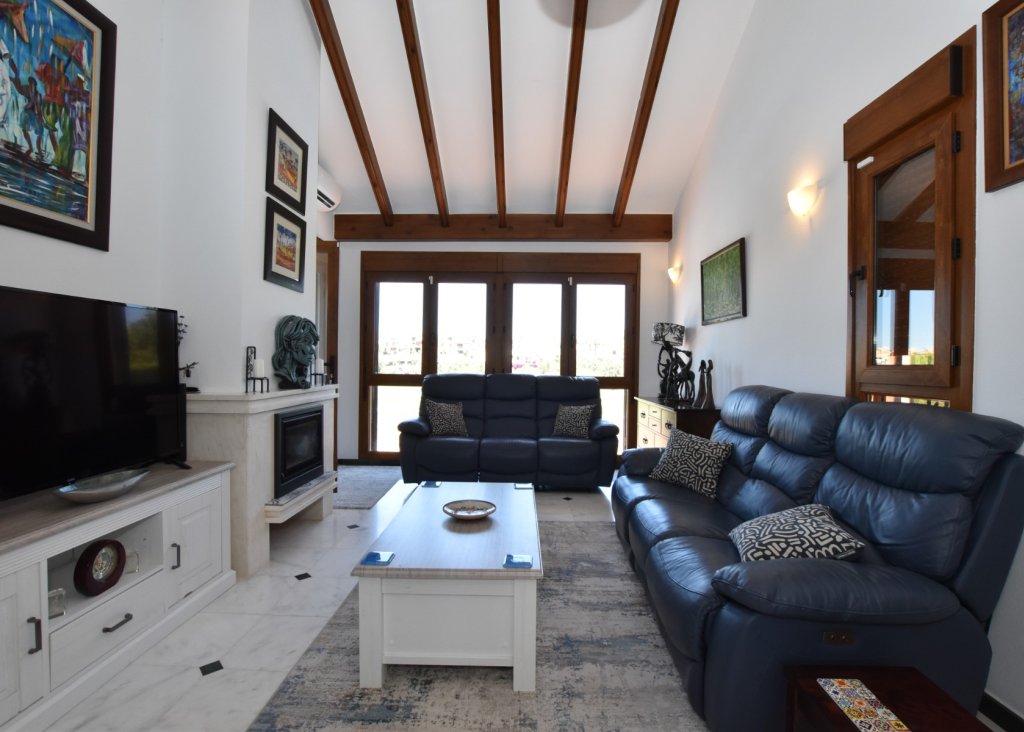 Sale - Villa - Algorfa - La Finca Golf Resort