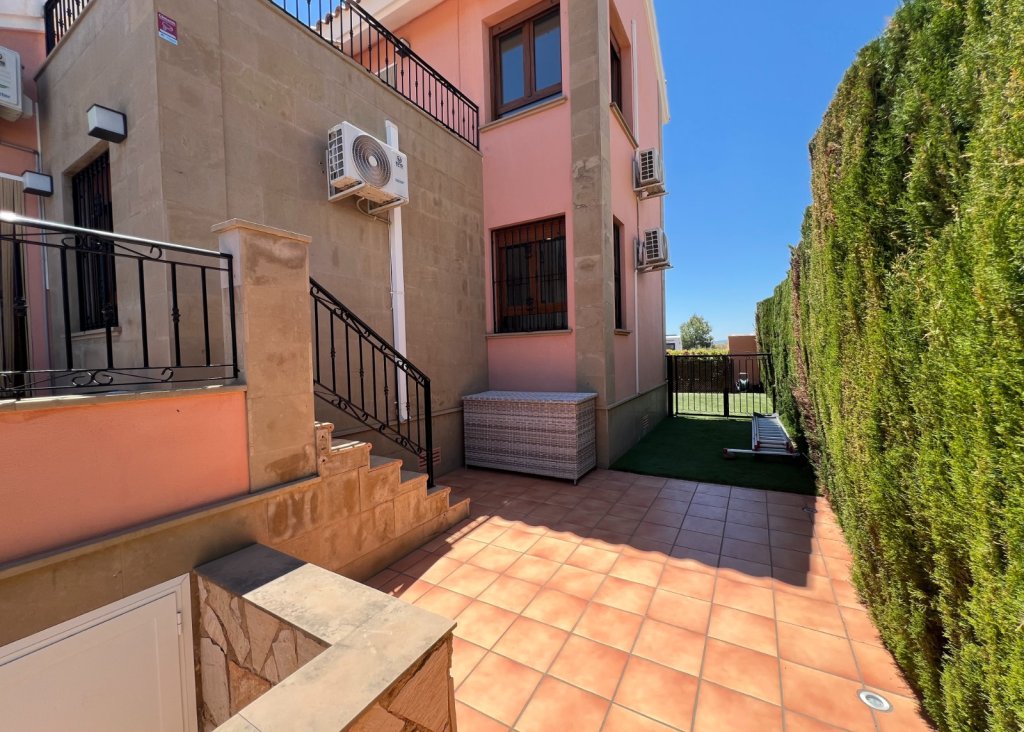 Sale - Villa - Algorfa - La Finca Golf Resort