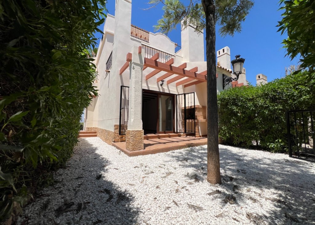 Sale - Villa - Algorfa - La Finca Golf Resort