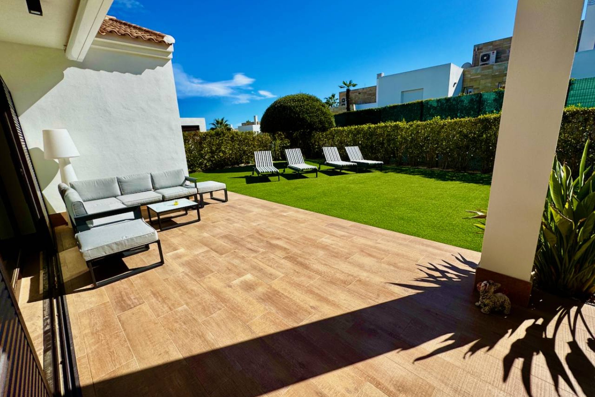 Sale - Villa - Algorfa - La Finca Golf