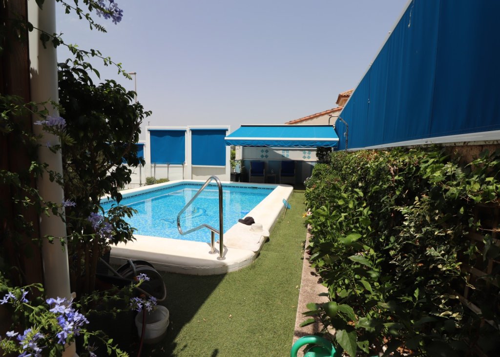 Sale - Villa - Algorfa - Montebello