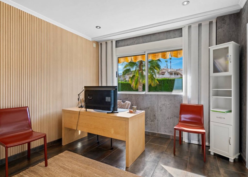 Sale - Villa - Algorfa - Montemar