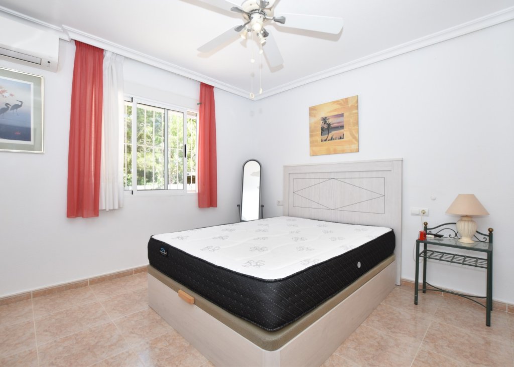 Sale - Villa - Algorfa - Montemar