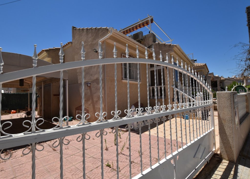 Sale - Villa - Algorfa - Montemar