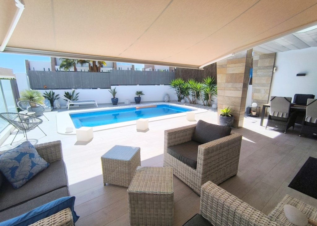 Sale - Villa - Algorfa