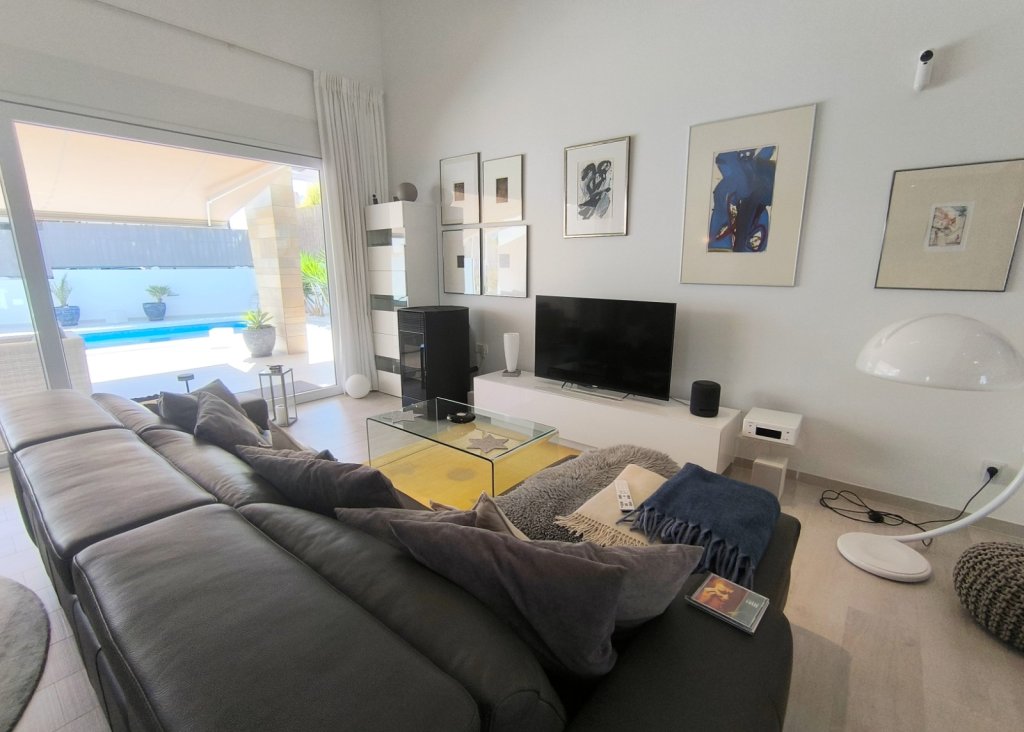 Sale - Villa - Algorfa