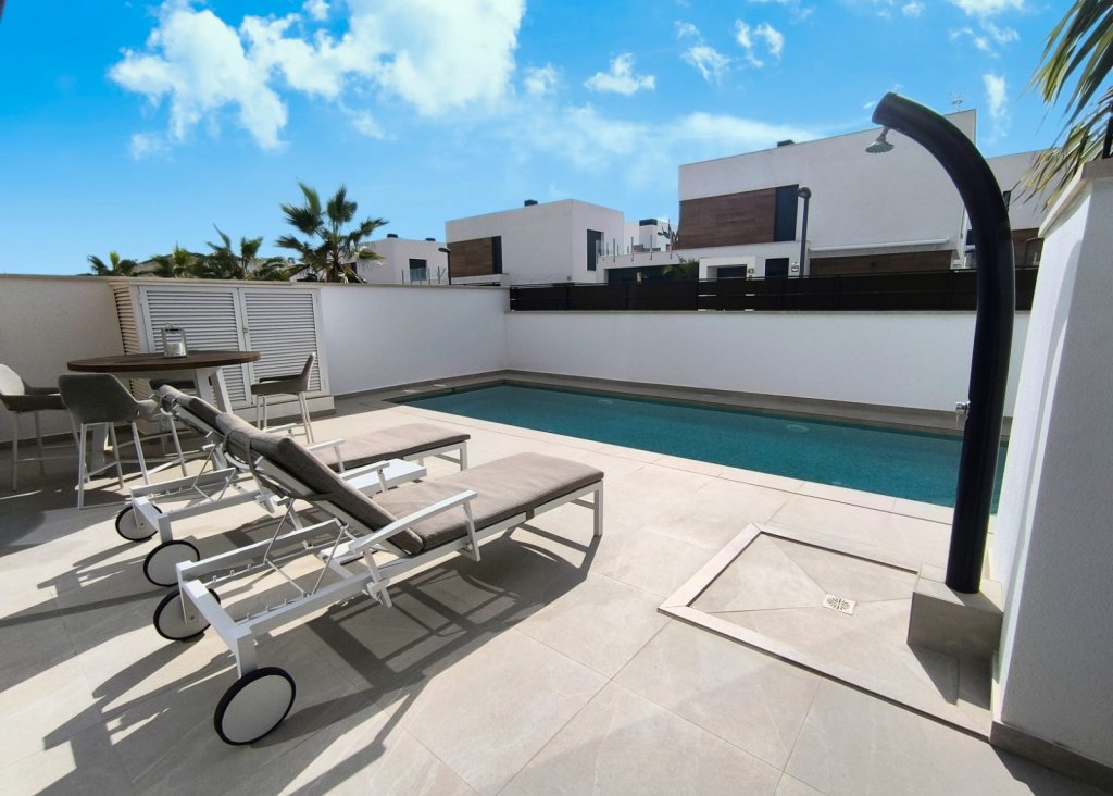 Sale - Villa - Algorfa