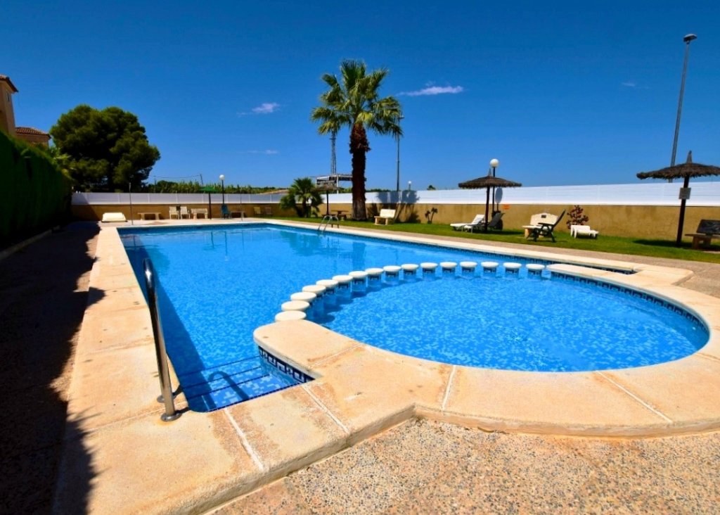 Sale - Villa - Algorfa