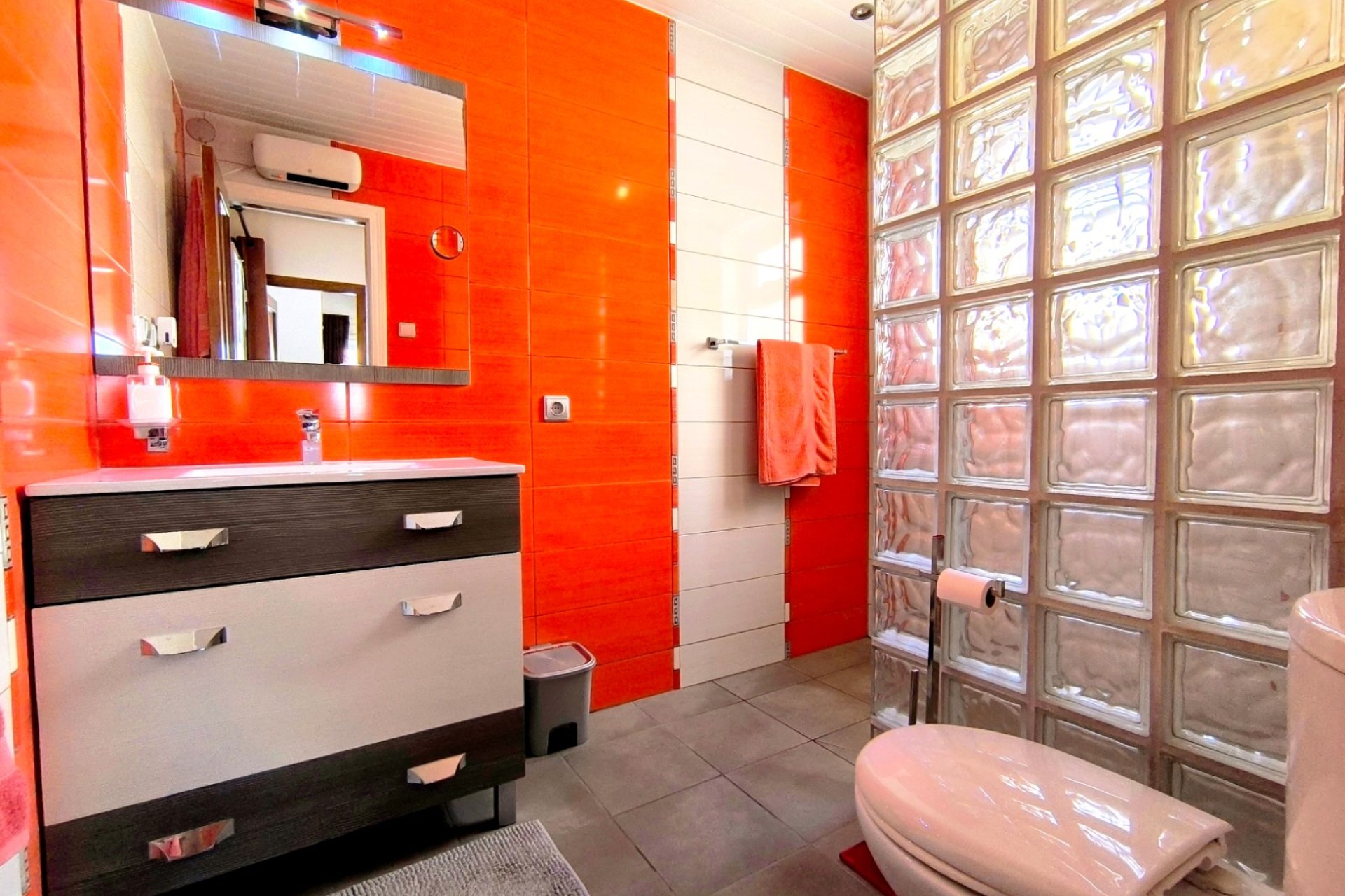 Sale - Villa - Algorfa