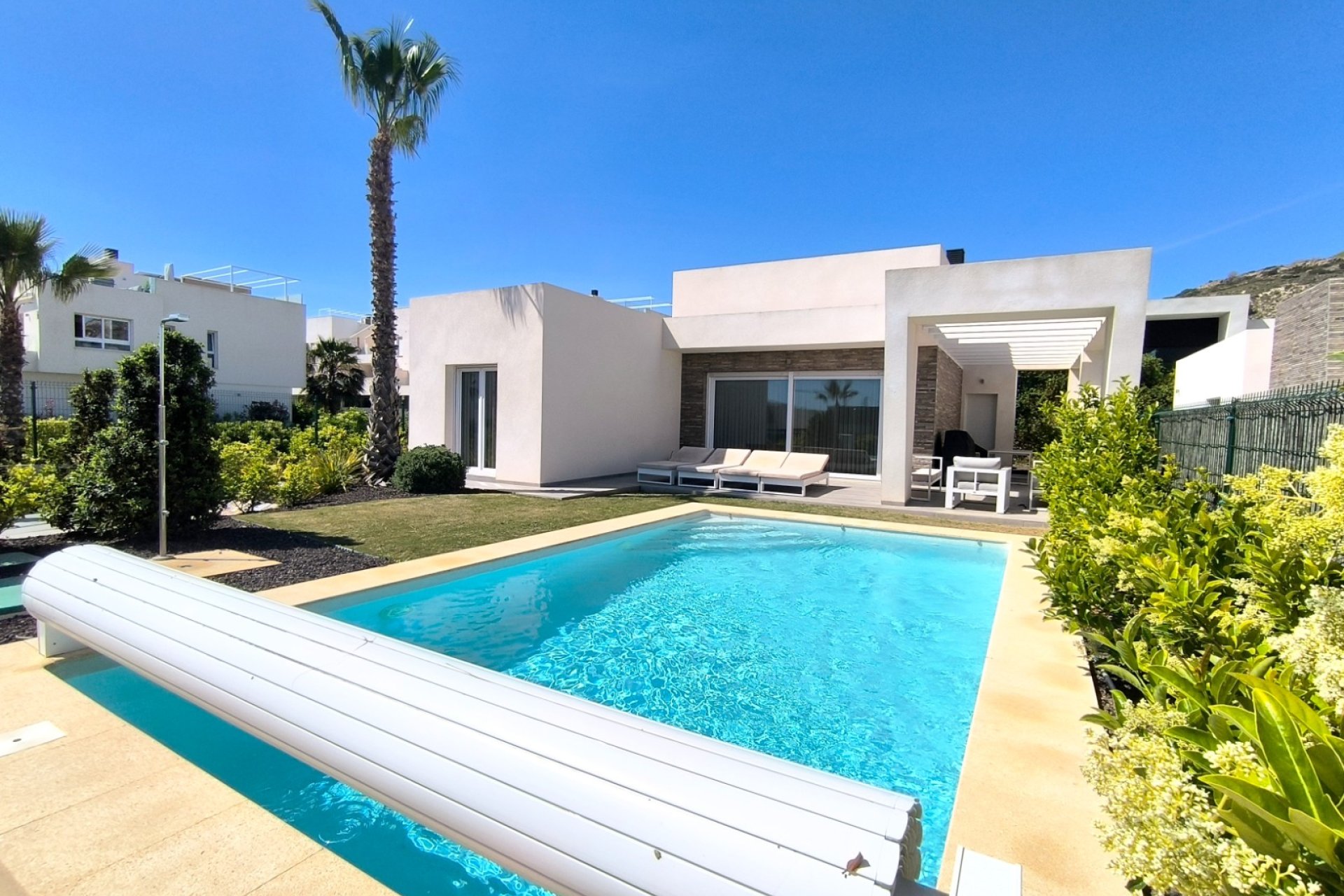 Sale - Villa - Algorfa