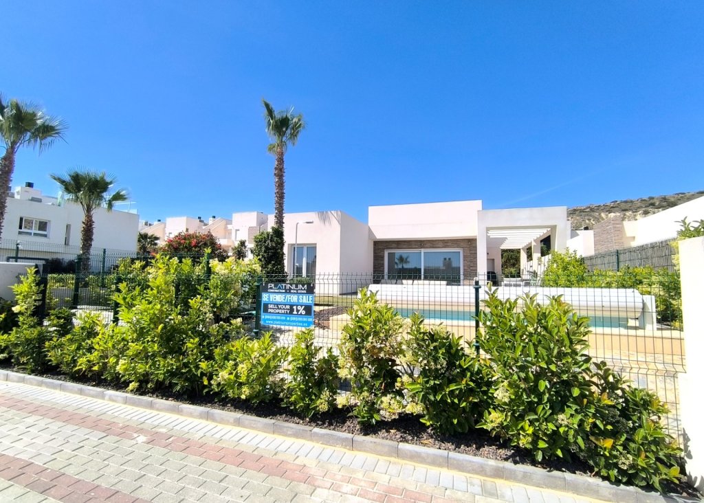 Sale - Villa - Algorfa