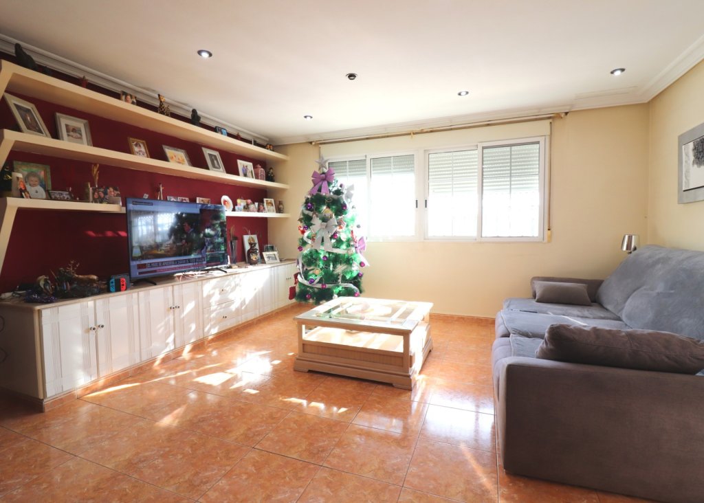 Sale - Villa - Almoradi - El Saladar